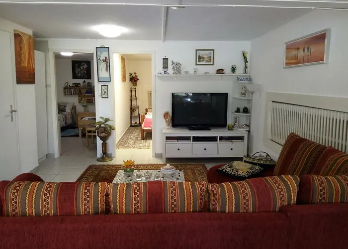 Le Ruchoz Лозана